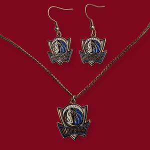 AMINCO Dallas Mavericks Basketball Dangle Earrings Necklace Set